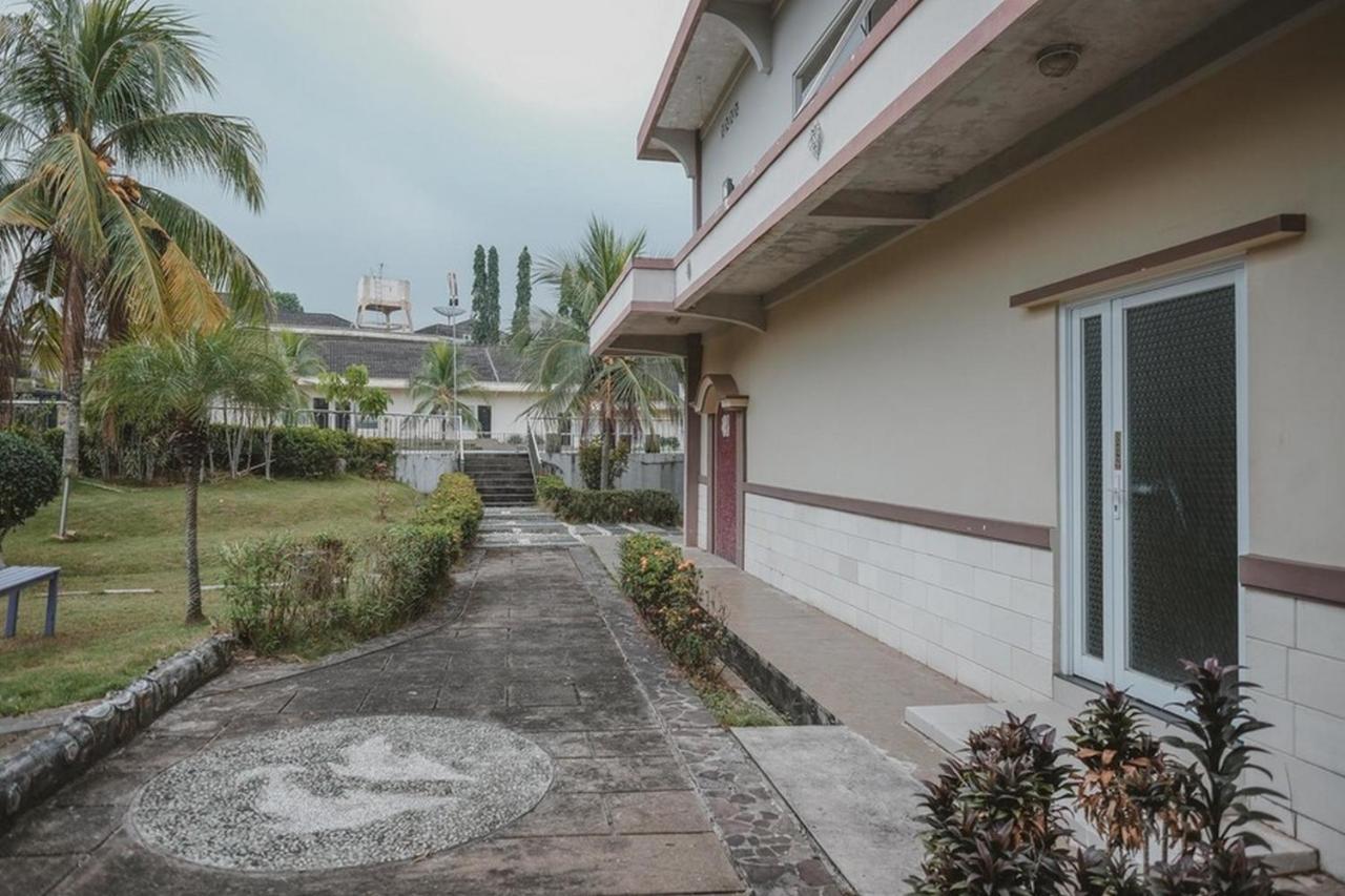 Reddoorz Premium @ Jalan Pal 10 Jambi Otel Dış mekan fotoğraf