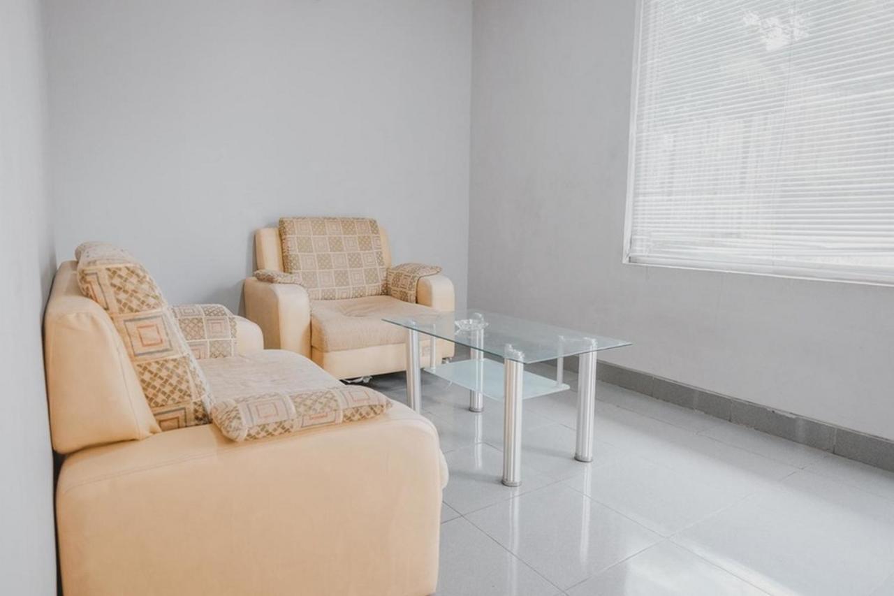 Reddoorz Premium @ Jalan Pal 10 Jambi Otel Dış mekan fotoğraf
